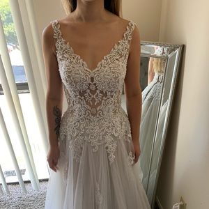 White Wedding/Prom Dress
